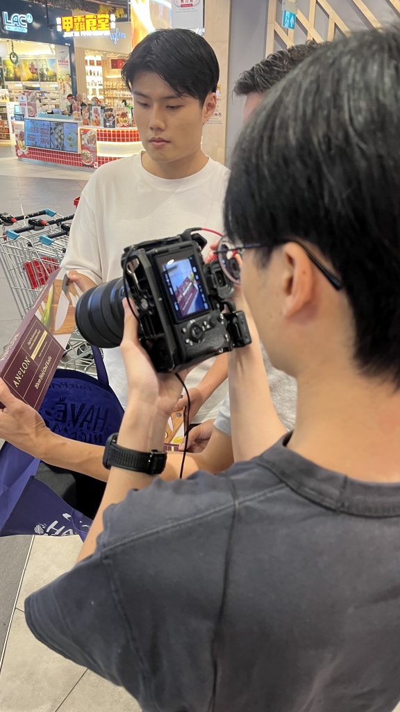 Behind the scene of product photography